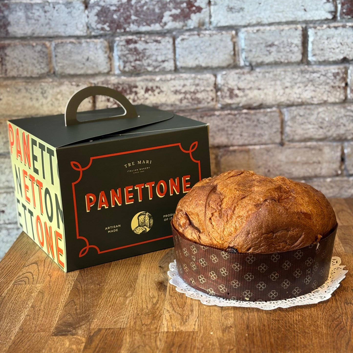 Tre Mari Panettone Apricot & Chocolate